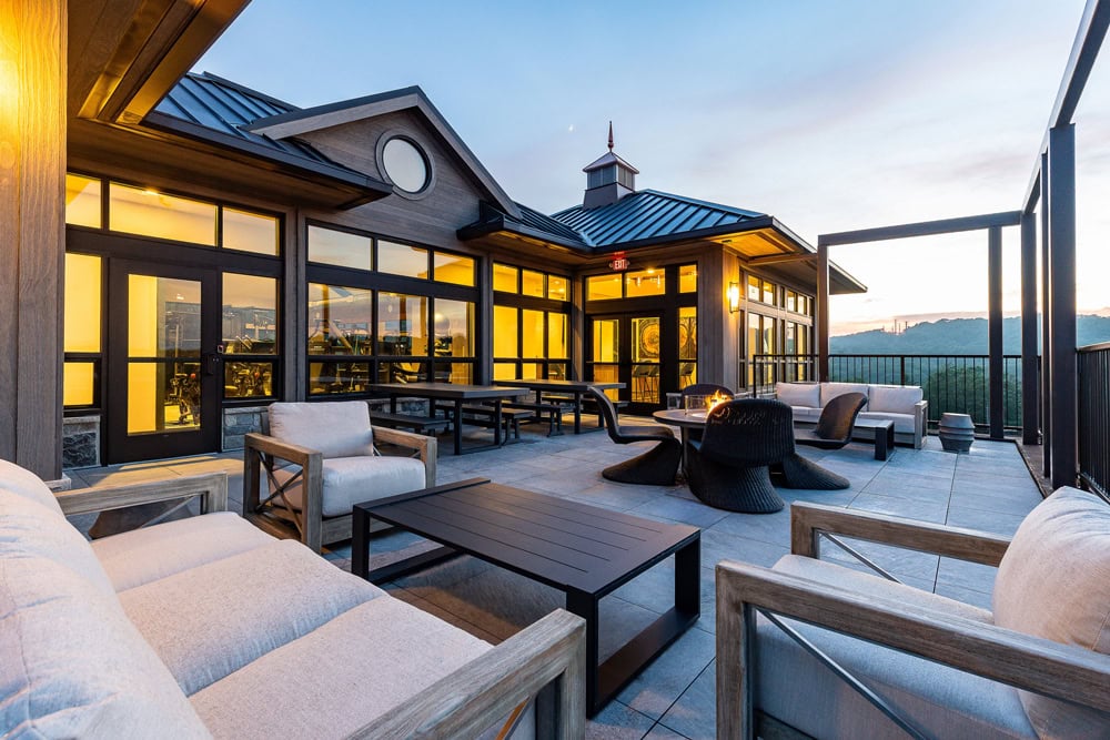 Serenite at Camelback outdoor patio